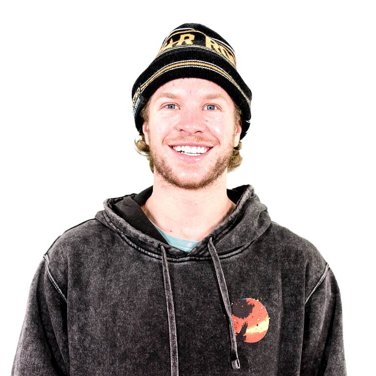 Aaron Blunck headshot